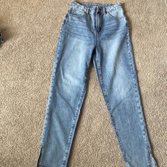 Shein never worn Jeans with slit - Picture 1 of 4